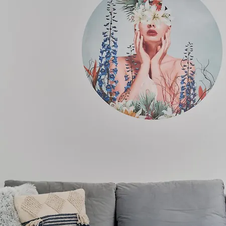 Apartman Elegant For 6 Guests Only 1 Km From Main Square By Renters